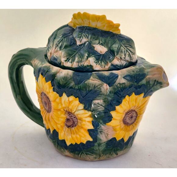TEAPOT/WORLD BAZAAR-Sunflowers-Green-Floral-Garden-Holds 3 Cups - Picture 3 of 10